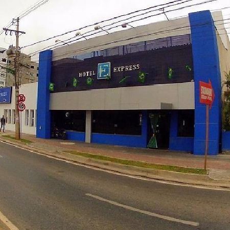 Hotel Express - Leva E Busca No Aeroporto Gratis 24 Horas Várzea Grande Εξωτερικό φωτογραφία