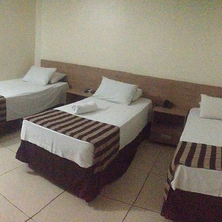Hotel Express - Leva E Busca No Aeroporto Gratis 24 Horas Várzea Grande Εξωτερικό φωτογραφία