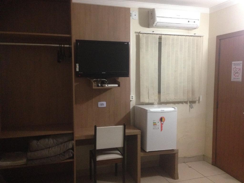 Hotel Express - Leva E Busca No Aeroporto Gratis 24 Horas Várzea Grande Εξωτερικό φωτογραφία
